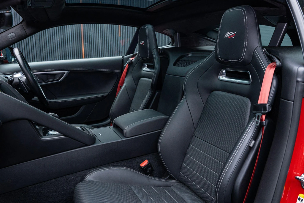 Jaguar F-Type D165 Se Blue #39
