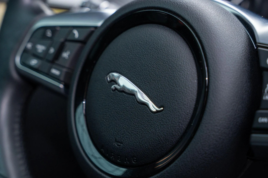 Jaguar F-Type D165 Se Blue #32