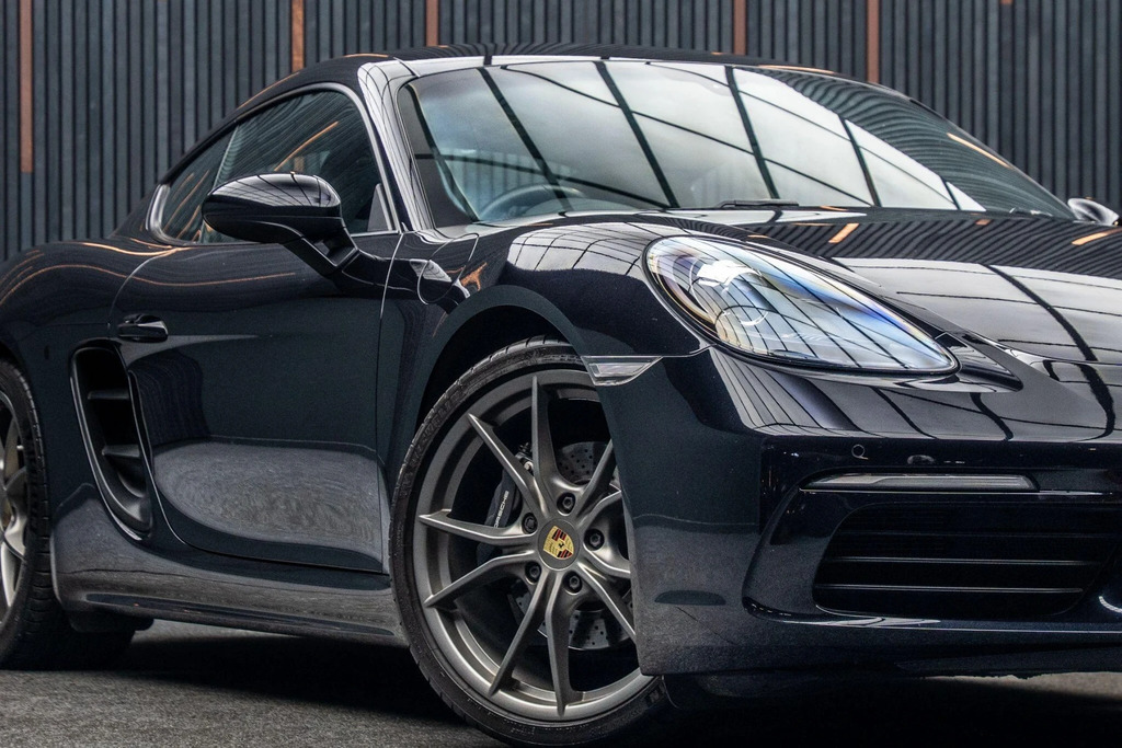 Porsche 718 Cayman 718 Cayman Black #7