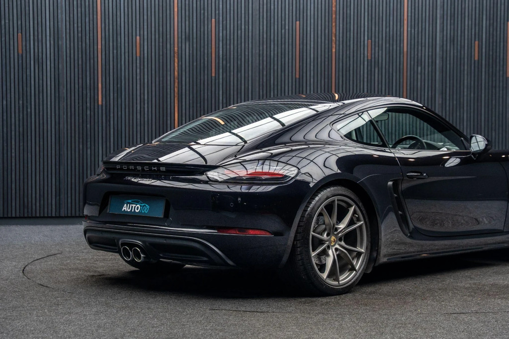 Porsche 718 Cayman 718 Cayman Black #21