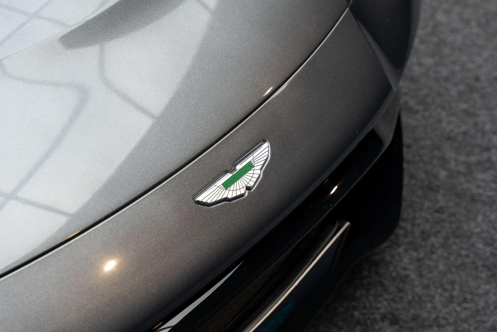 Aston Martin Vantage Zf 8 Speed 3,982 cc Black #27