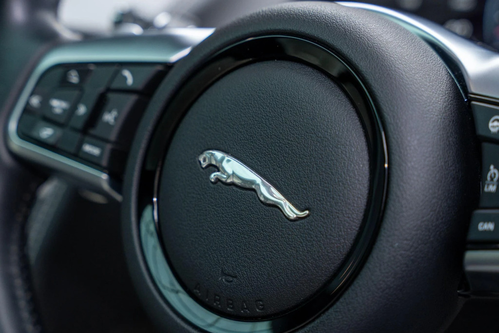 Jaguar F-Type 5.0 P575 Supercharged V8 R Awd Black #30