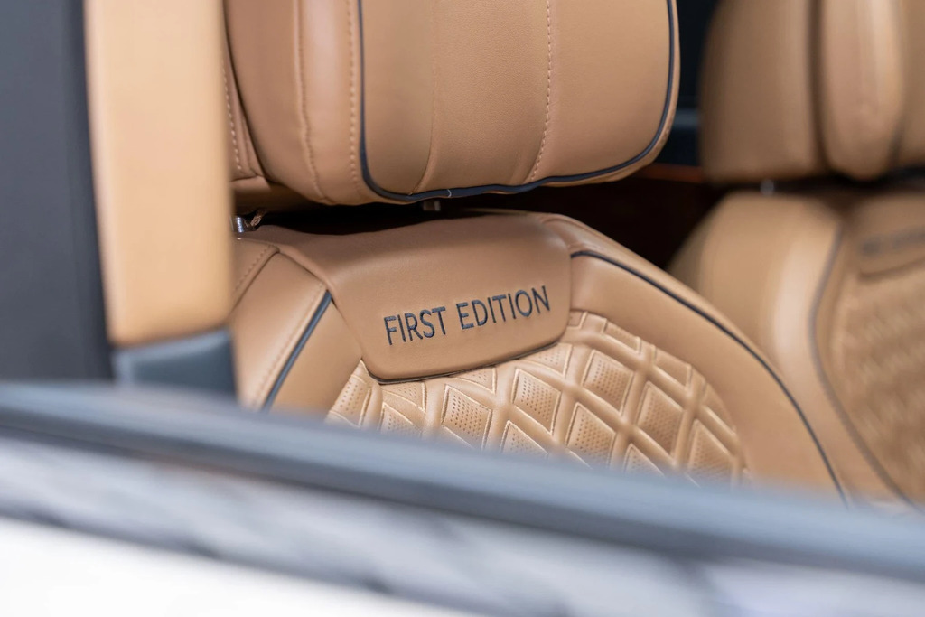 Bentley Flying Spur  Silver #20