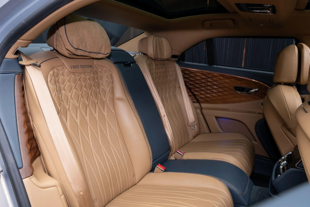 Bentley Flying Spur  Silver #40