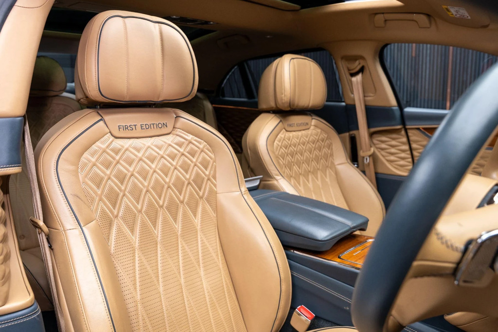 Bentley Flying Spur  Silver #23