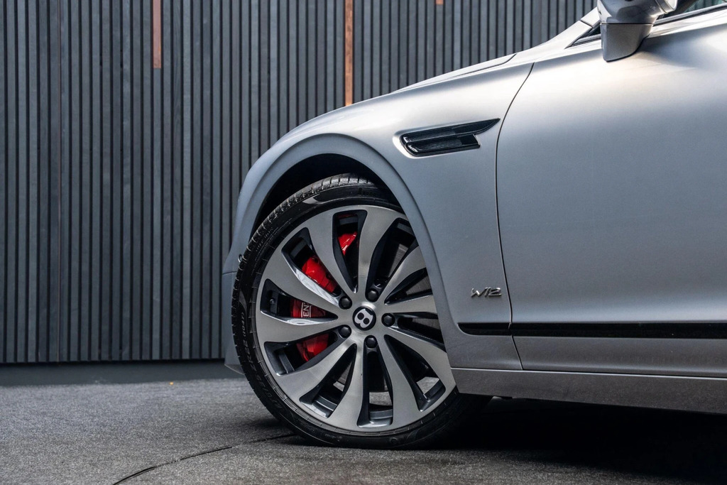 Bentley Flying Spur  Silver #10