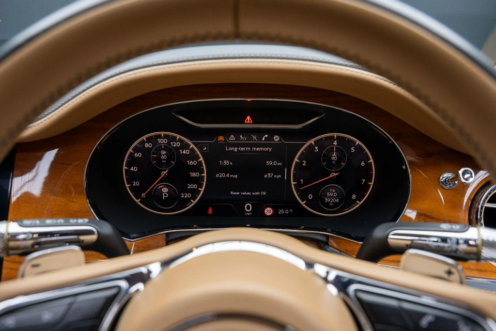 Bentley Flying Spur  Silver #31