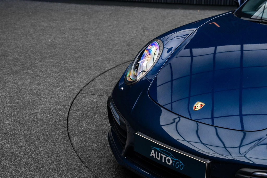 Porsche 911 2dr Pdk  #26