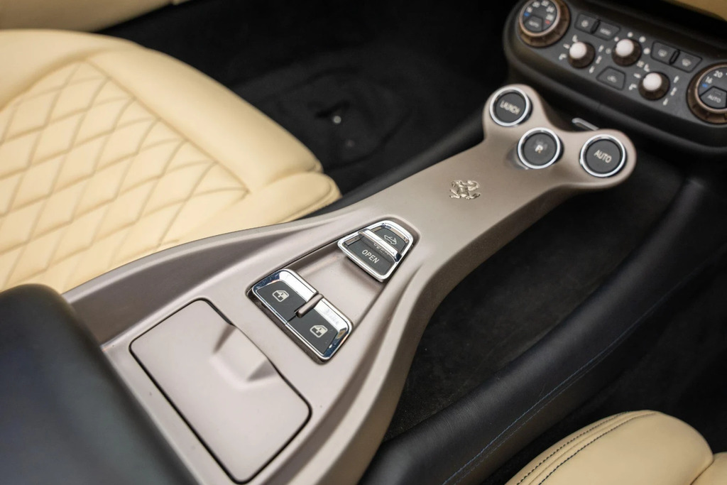Ferrari California Convertible Red #28