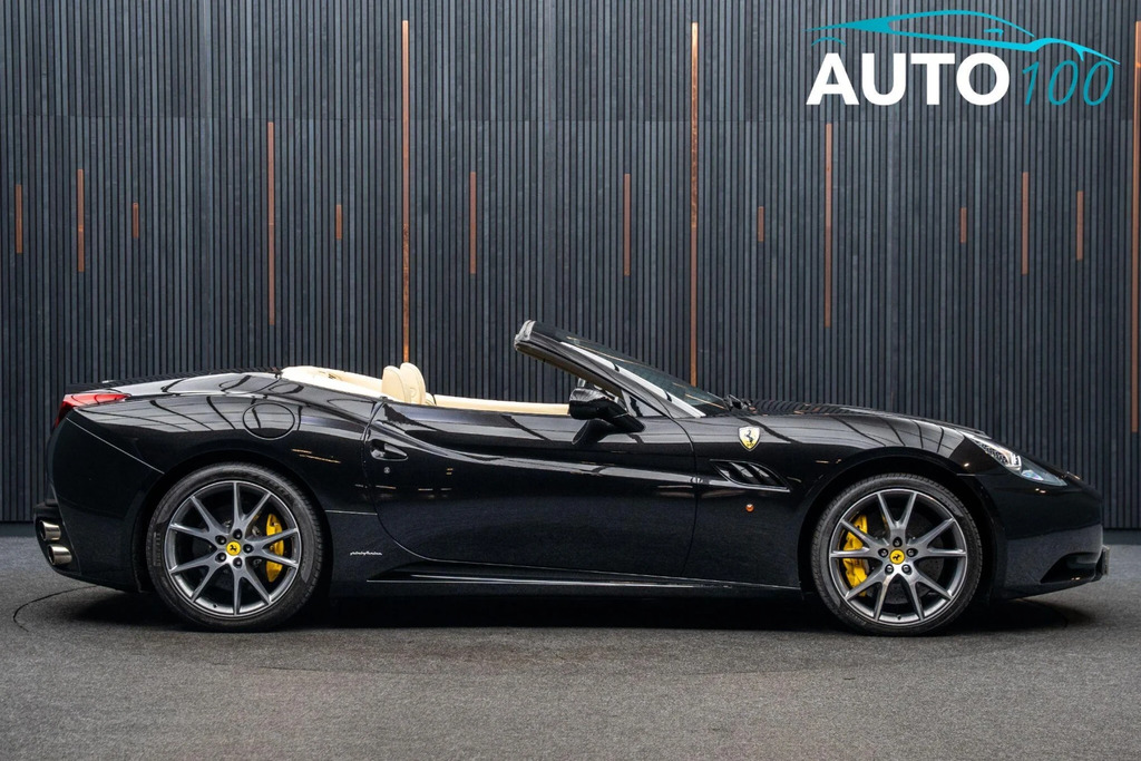 Ferrari California Convertible Red #19