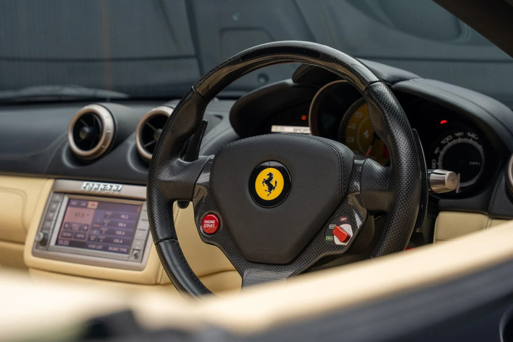 Ferrari California Convertible Red #42