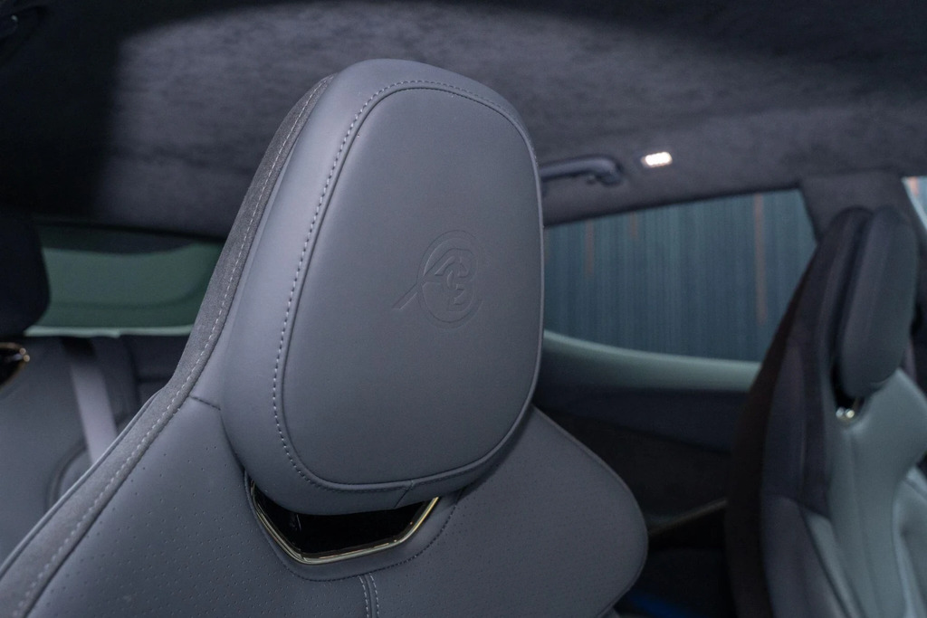 Lotus Eletre 450Kw S 112Kwh Black #32
