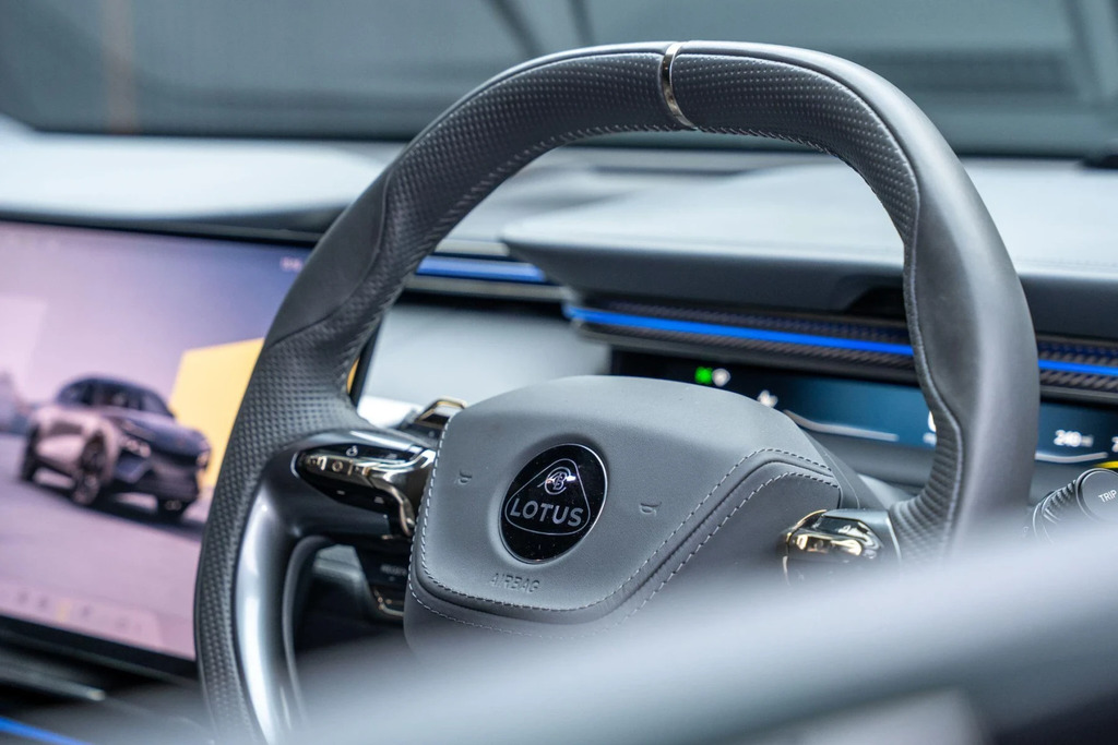 Lotus Eletre 450Kw S 112Kwh Black #42