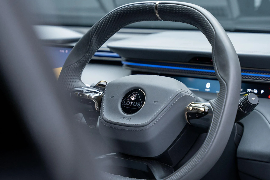 Lotus Eletre 450Kw S 112Kwh Black #39