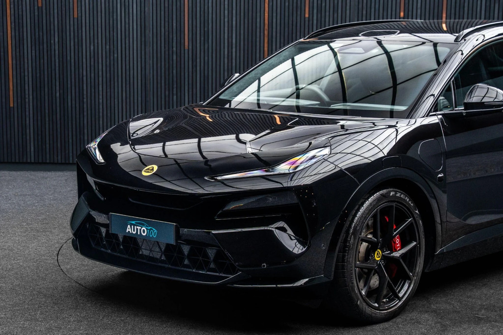 Lotus Eletre 450Kw S 112Kwh Black #5