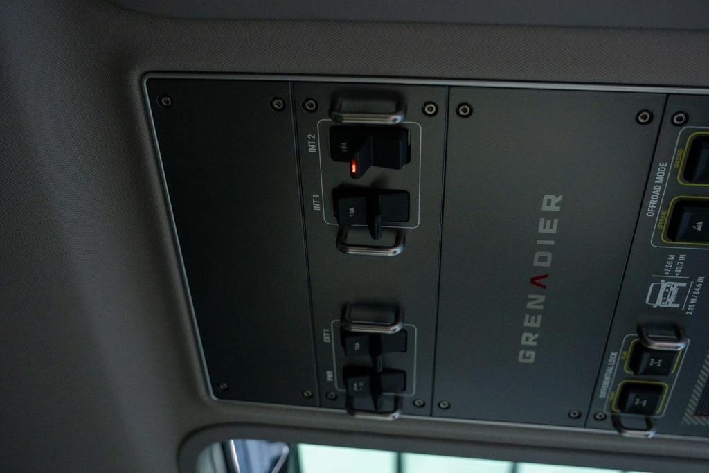   Volkswagen 109Kw Life Pure 52Kwh 110Kw C Grey #8