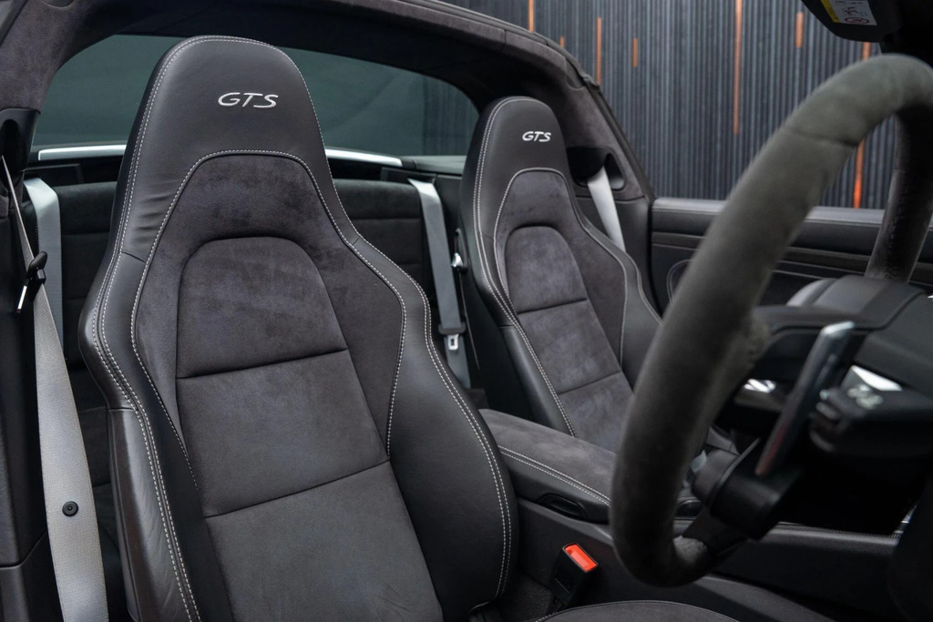 Porsche 911 Carrera Gts Pdk Black #11
