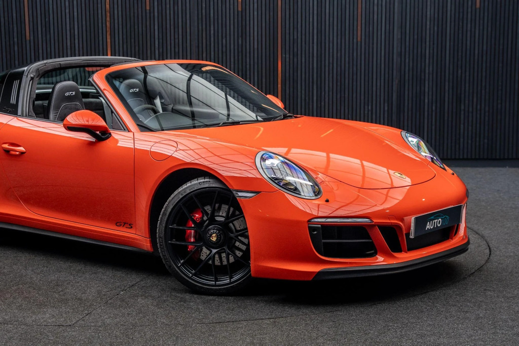 Porsche 911 Carrera Gts Pdk Black #10
