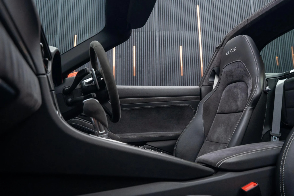 Porsche 911 Carrera Gts Pdk Black #37