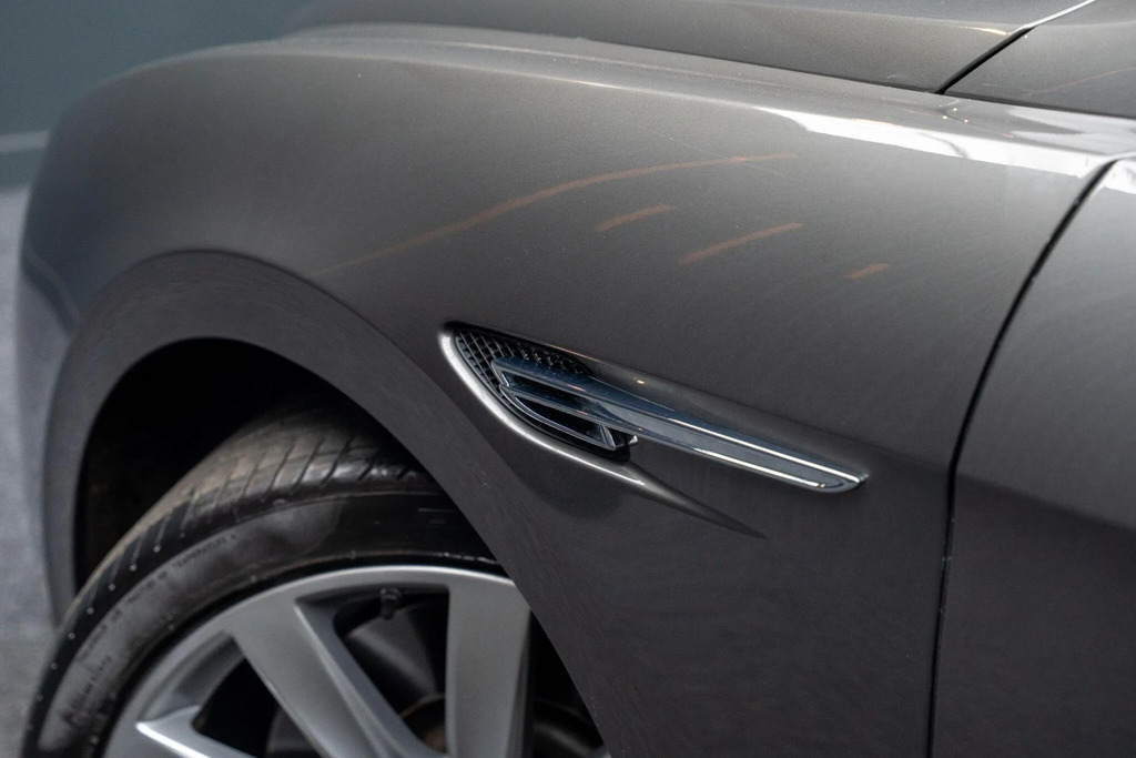 Bentley Flying Spur V8 Saloon Grey #30