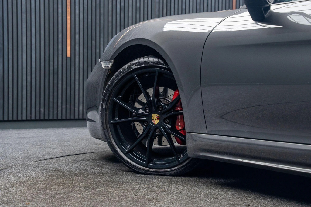 Porsche 718 Cayman Cayman S-a Green #14