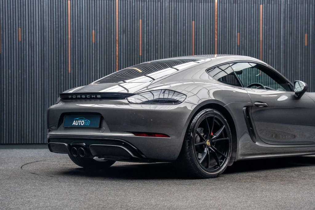 Porsche 718 Cayman Cayman S-a Green #20