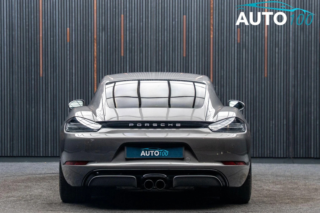 Porsche 718 Cayman Cayman S-a Green #22