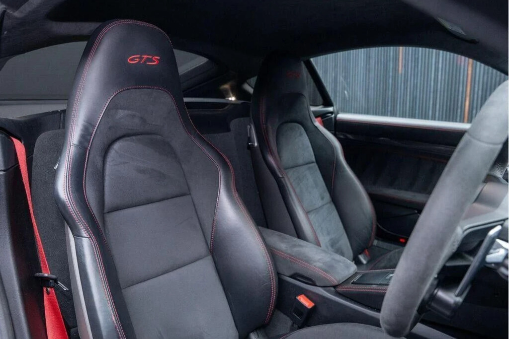 Porsche 718 Cayman Cayman S-a Green #11
