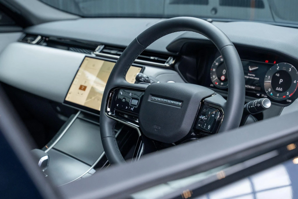 Land Rover Range Rover Velar 2.0 P250 Dynamic Se Grey #31