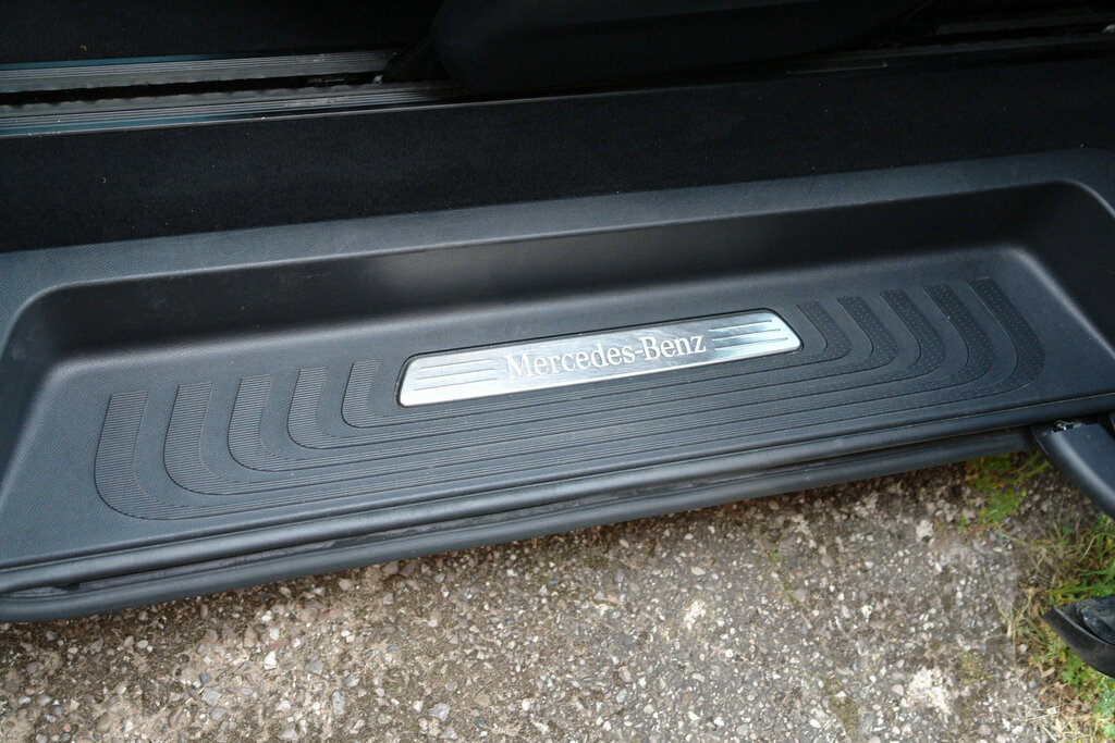 Mercedes-Benz V Class Mpv Silver #73