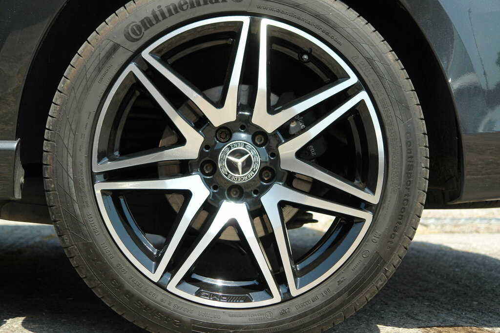 Mercedes-Benz V Class Mpv Silver #41