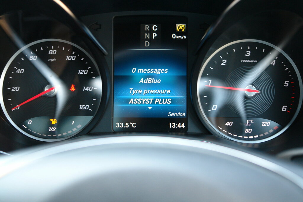 Mercedes-Benz V Class Mpv Silver #26