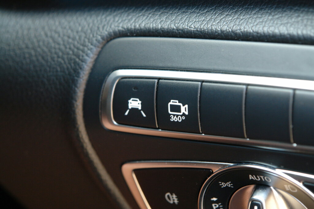 Mercedes-Benz V Class Mpv Silver #9