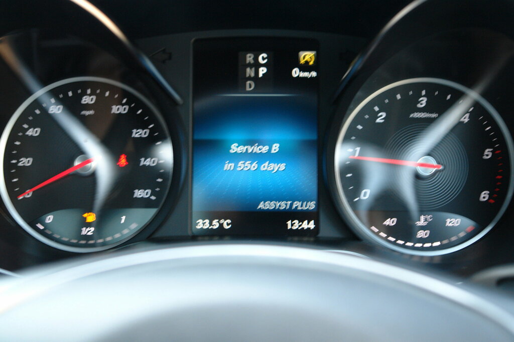 Mercedes-Benz V Class Mpv Silver #27