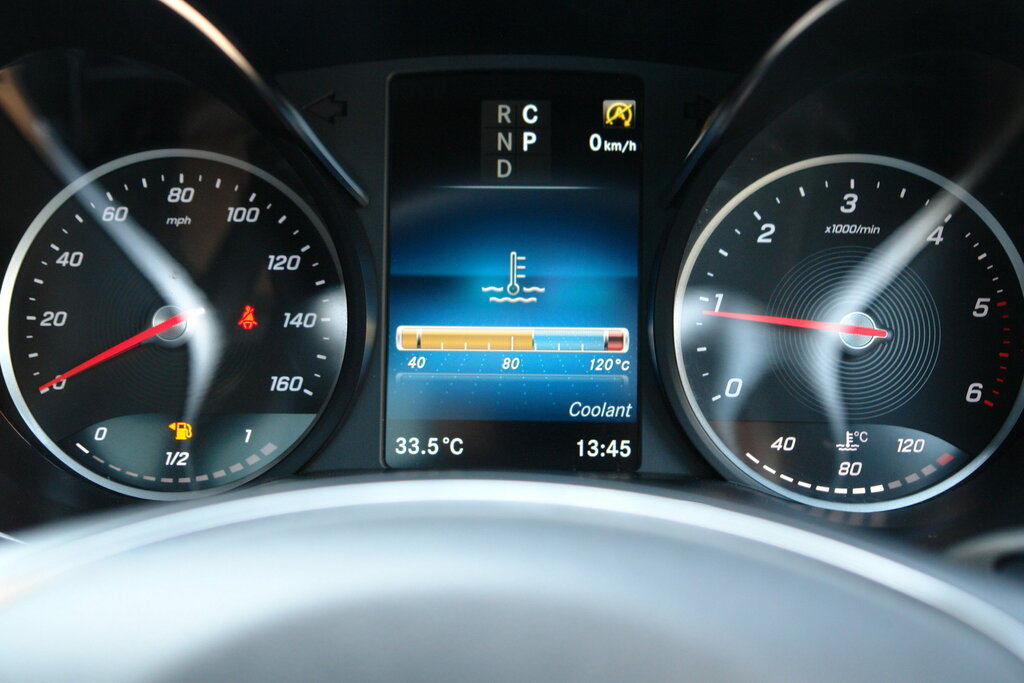 Mercedes-Benz V Class Mpv Silver #28