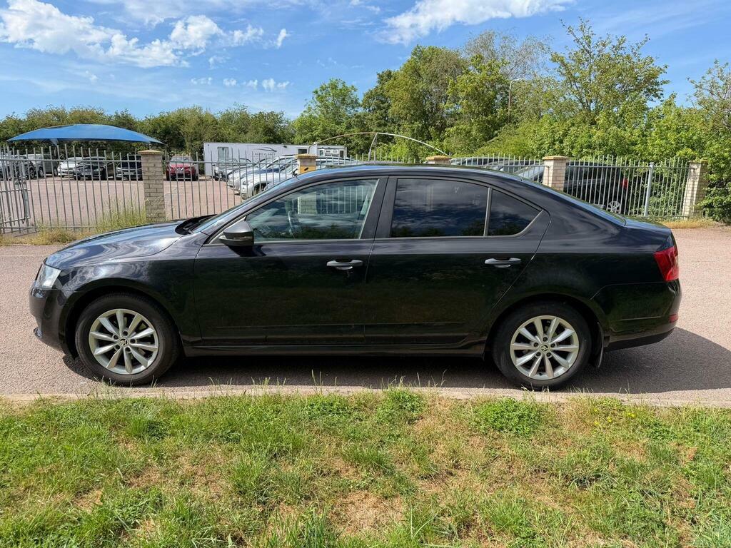 Skoda Octavia 1.6 Tdi S Dsg Euro 5 S S Black #5