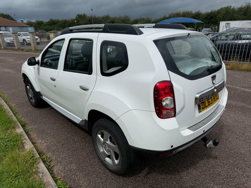Dacia Duster 1.5 Dci Laureate Euro 5 White #4