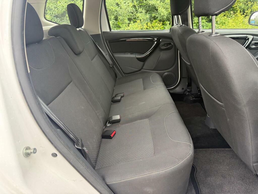 Dacia Duster Laureate Silver #14