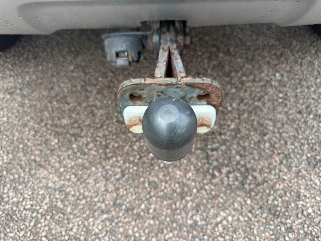 Dacia Duster Laureate Silver #8
