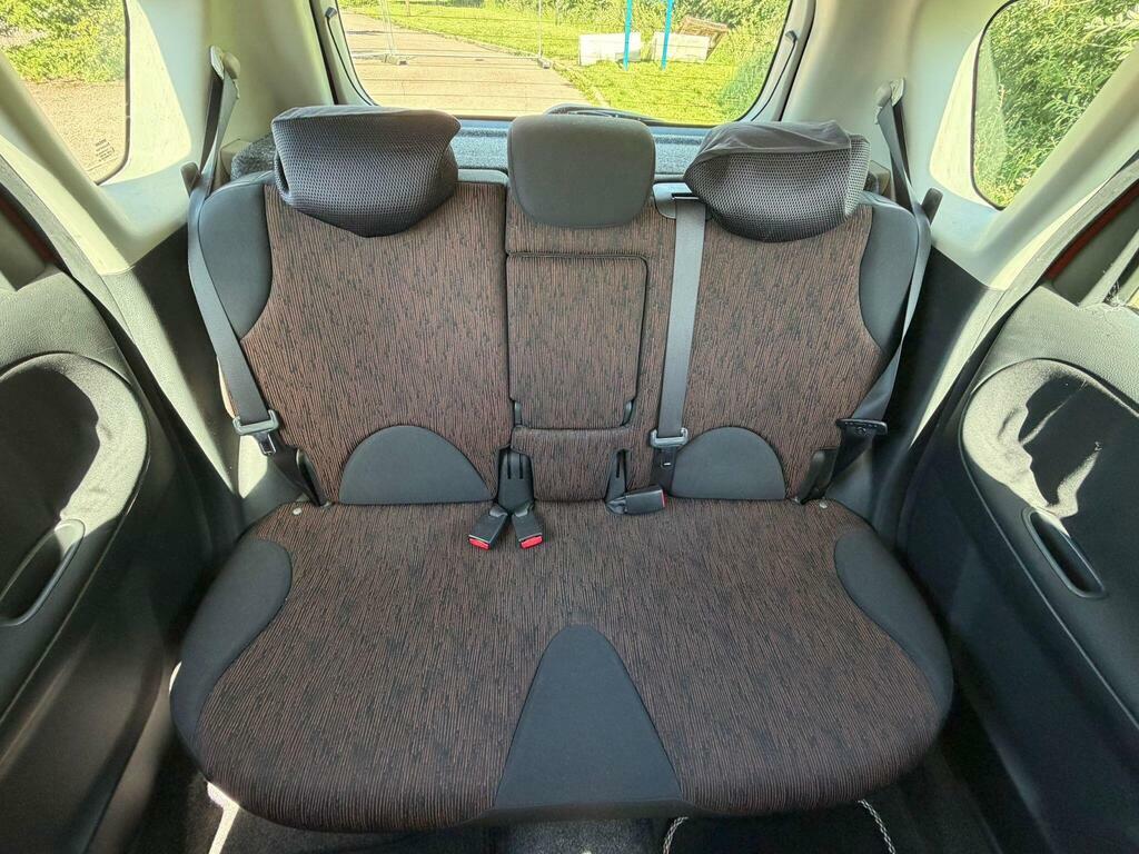 Nissan Note 1.6 16V Tekna Euro 4 Gold #17