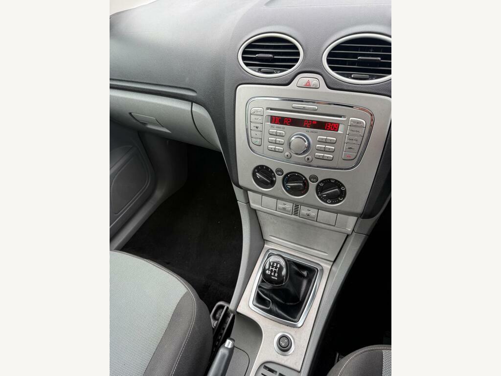 Ford Focus 58 Plate 1.6 Style Privacy Glass Silver #11