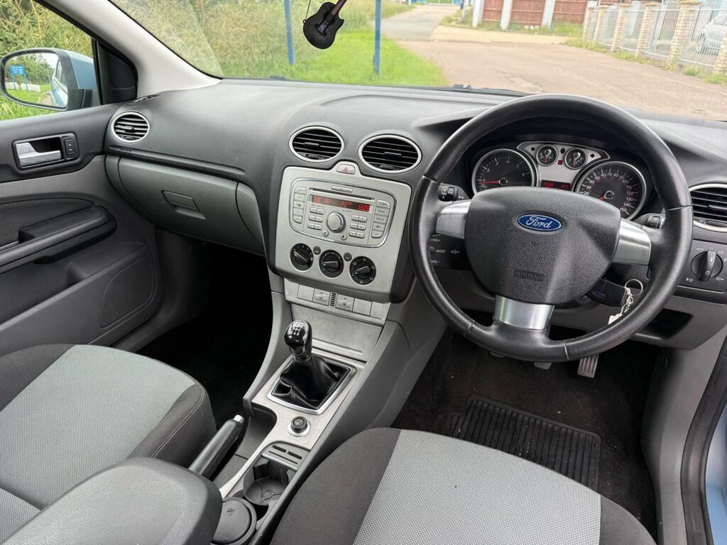 Ford Focus 58 Plate 1.6 Style Privacy Glass Silver #8