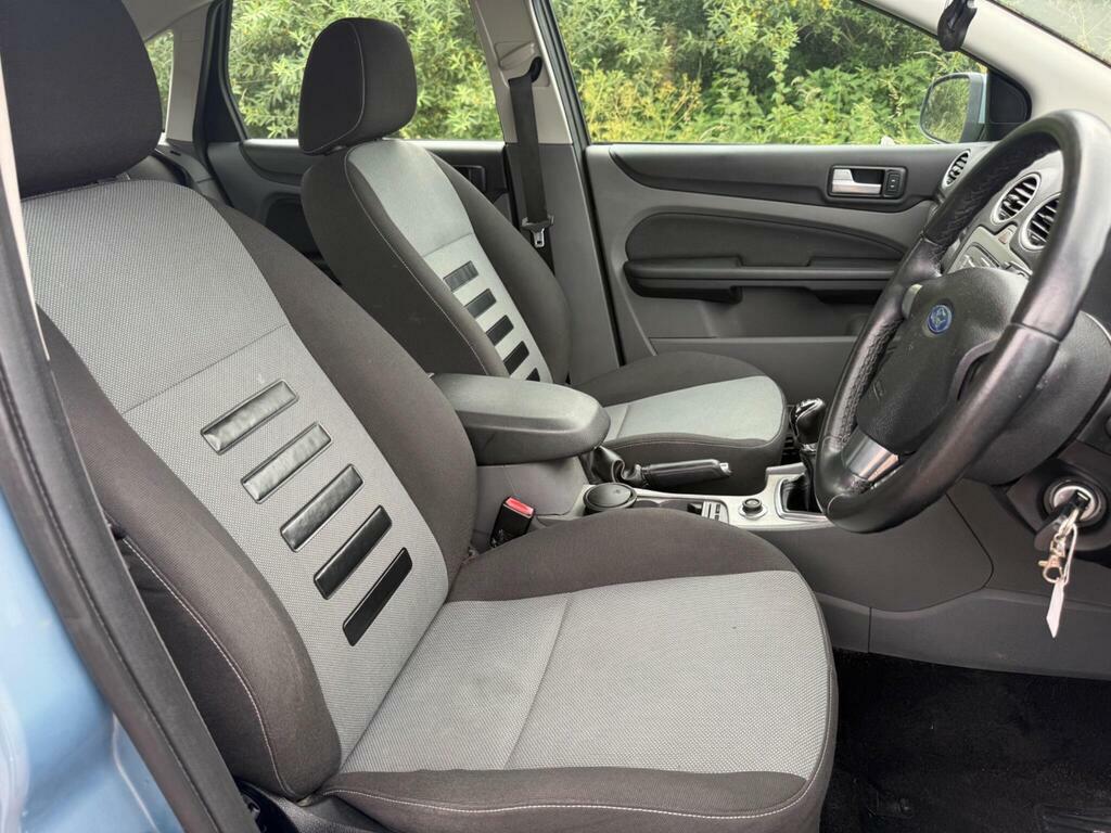Ford Focus 58 Plate 1.6 Style Privacy Glass Silver #12