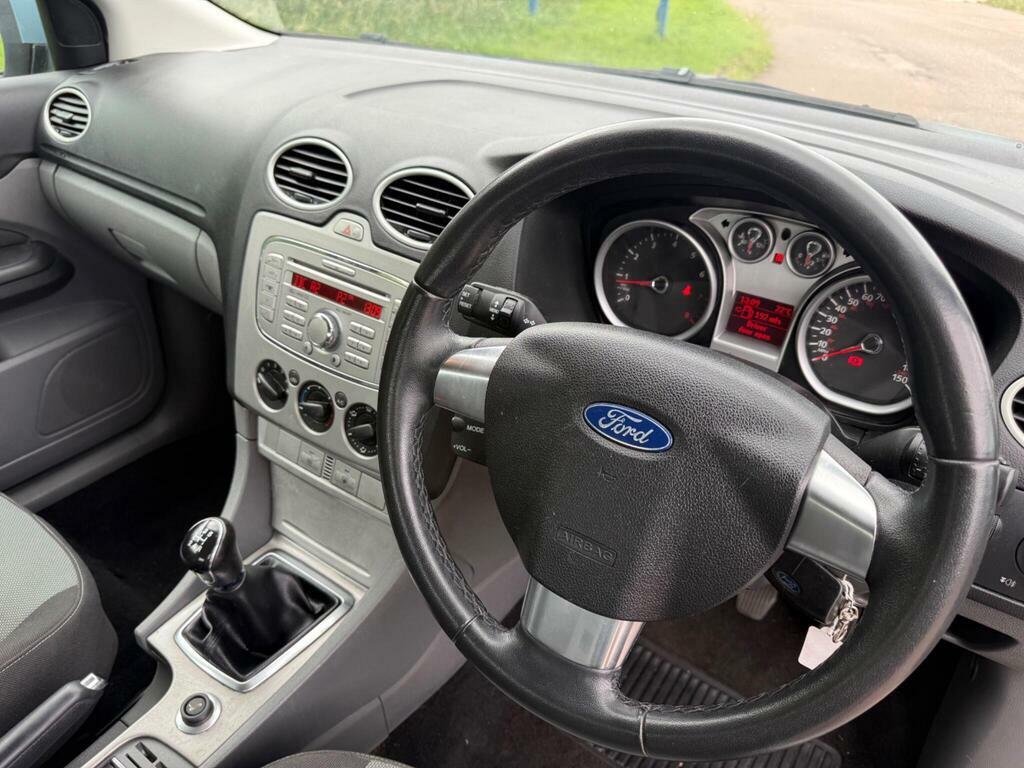 Ford Focus 58 Plate 1.6 Style Privacy Glass Silver #10