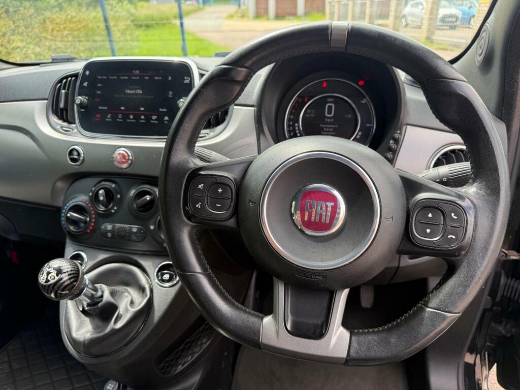 Fiat 500 500 Lounge Red #10