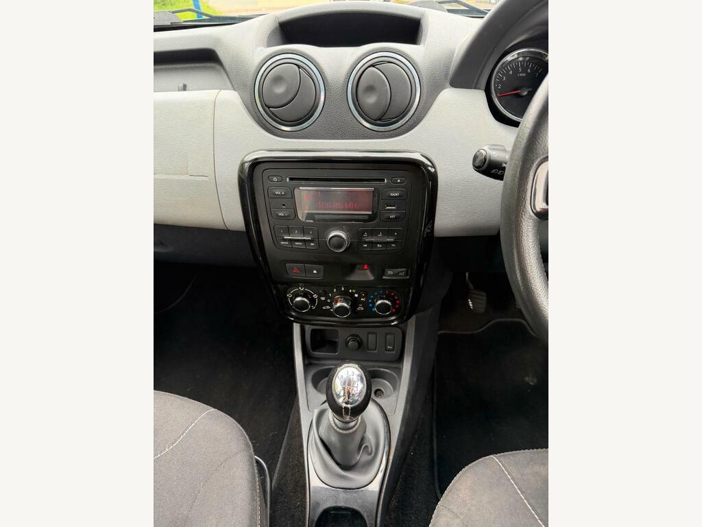 Dacia Duster 1.5 Turbo Laureate Edition, 5Dr, Suv. Blue #13