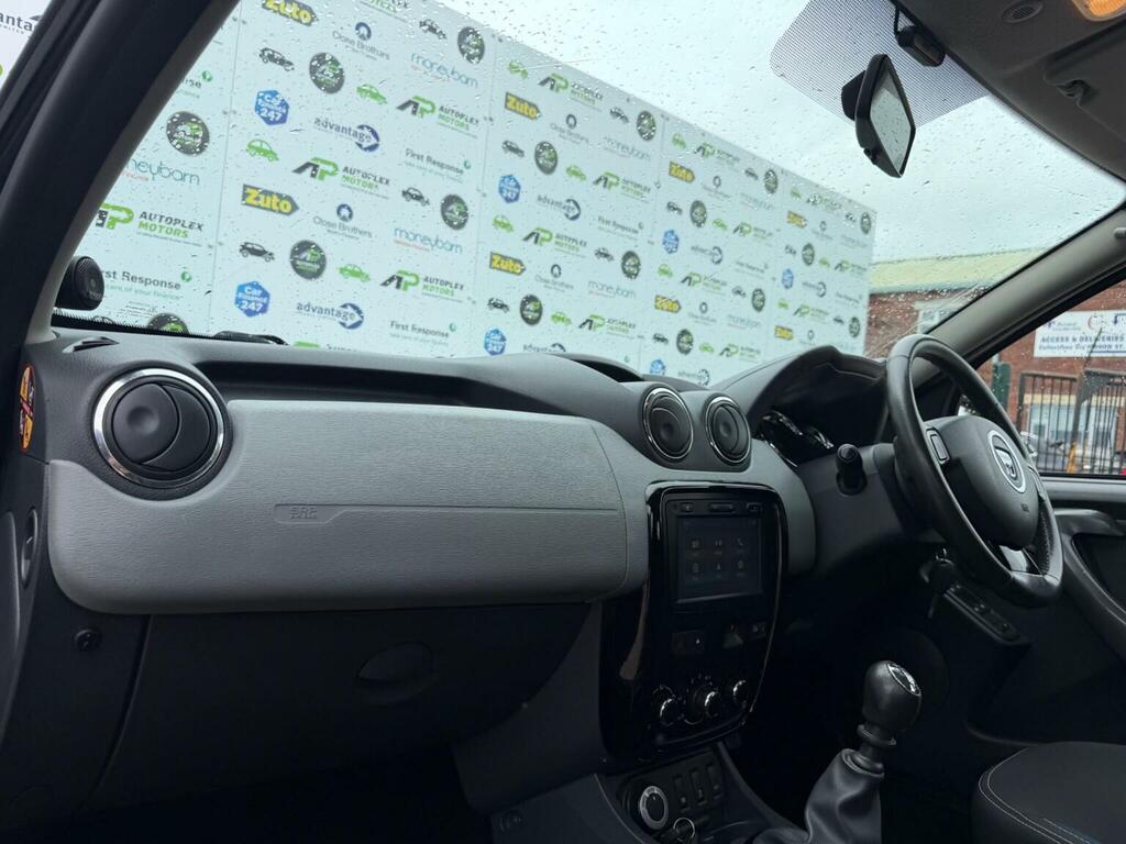 Dacia Duster Laureate Dci Black #16