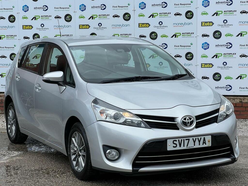 Toyota Verso 1.6 D-4d Icon Euro 6 Ss 7 Seat Silver
