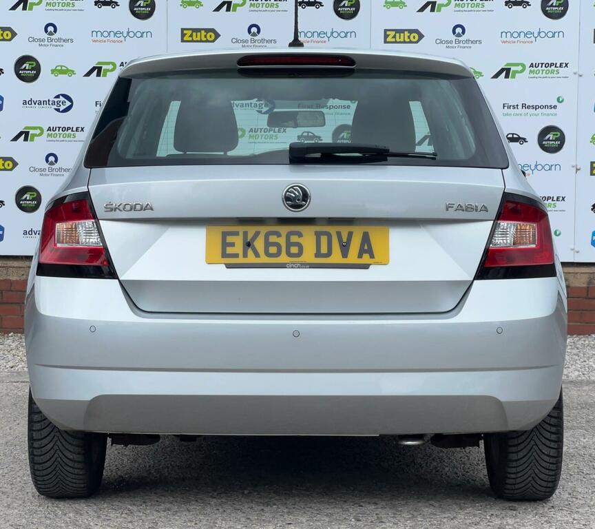 Skoda Fabia 1.2 Tsi Se Dsg Euro 6 Ss Silver #4
