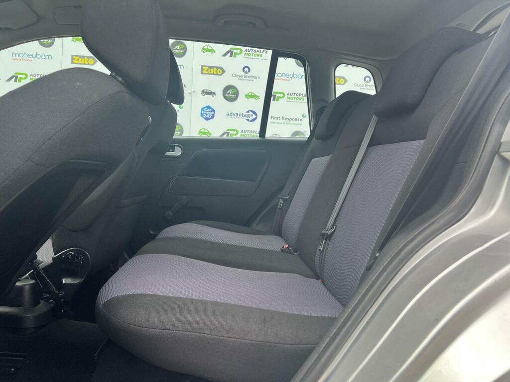 Ford Fusion 1.4 Zetec Black #15
